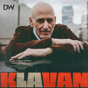 Słuchaj The Andrew Klavan Show w aplikacji